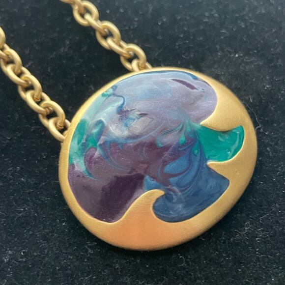 Don Lin sighed vintage gold and oval enamel swirled necklace - Picture 1 of 7